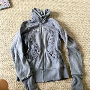 Lululemon Zip up Grey women’s hoodie